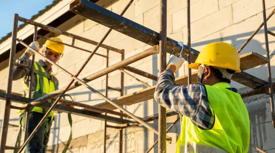 Professional gutter cleaning in Cypress, TX